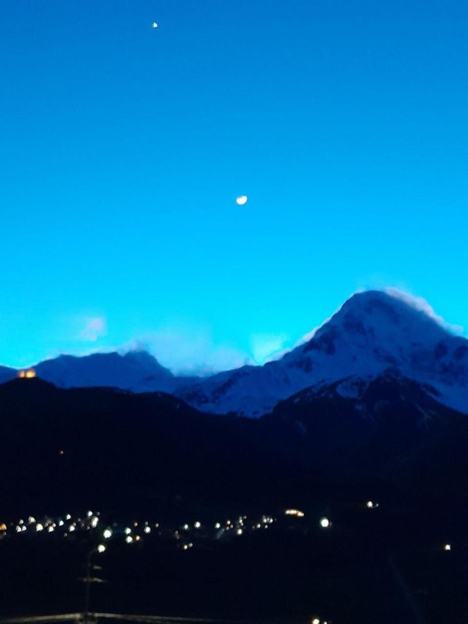 Appartamento Emotion Kazbegi Camera foto